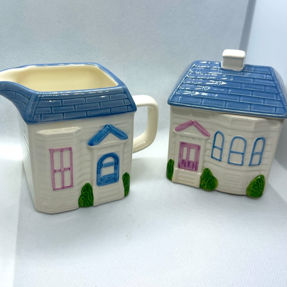 Vintage Victorian Home Sugar & Creamer Set with Lid
